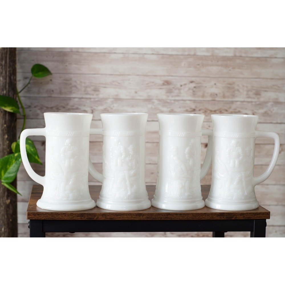 Set of 4 Vintage Opalescent Milk Glass Steins/Tankards w/Pub Scene